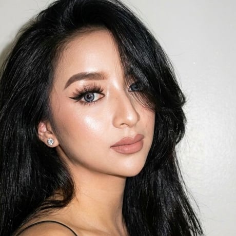 Ayumi Grey