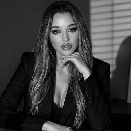 Hana Ross