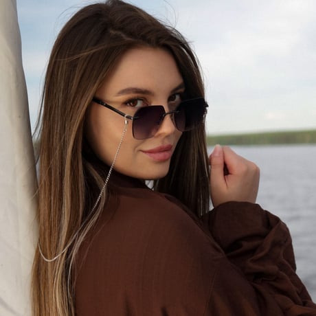 Eva Levi