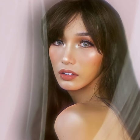 Eliz Collins