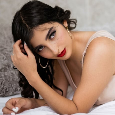Velvet Rossie