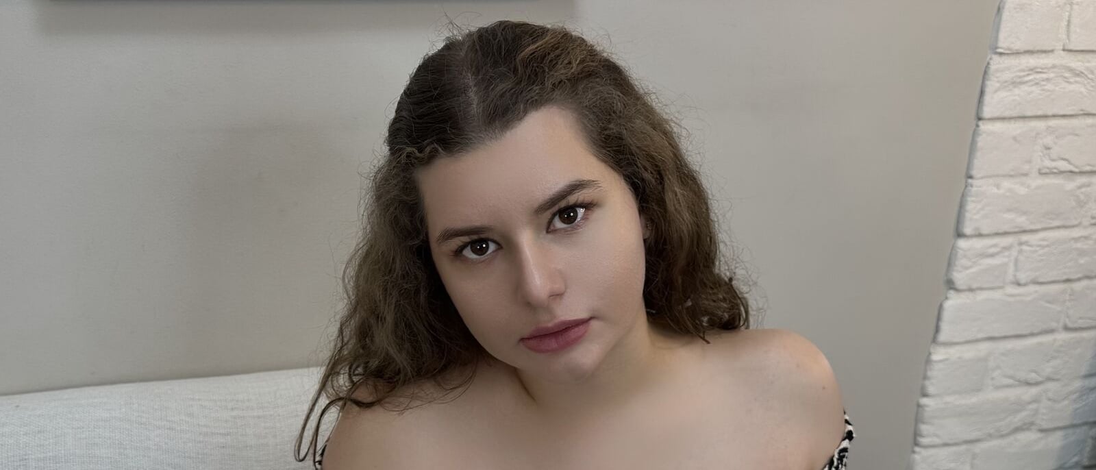 EvaEddison