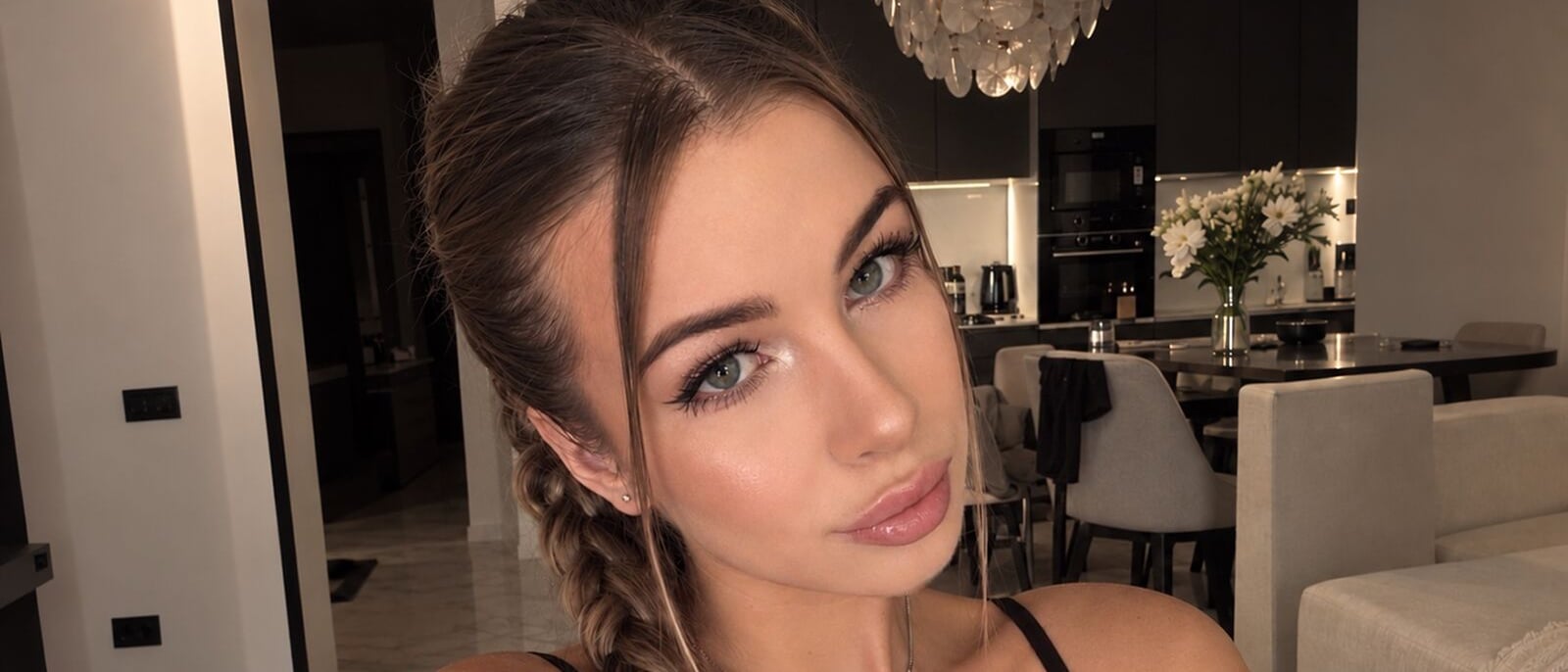 DariiaBella cover photo