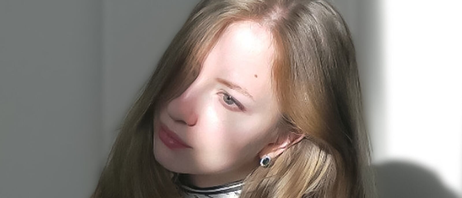 MiraHalle cover photo