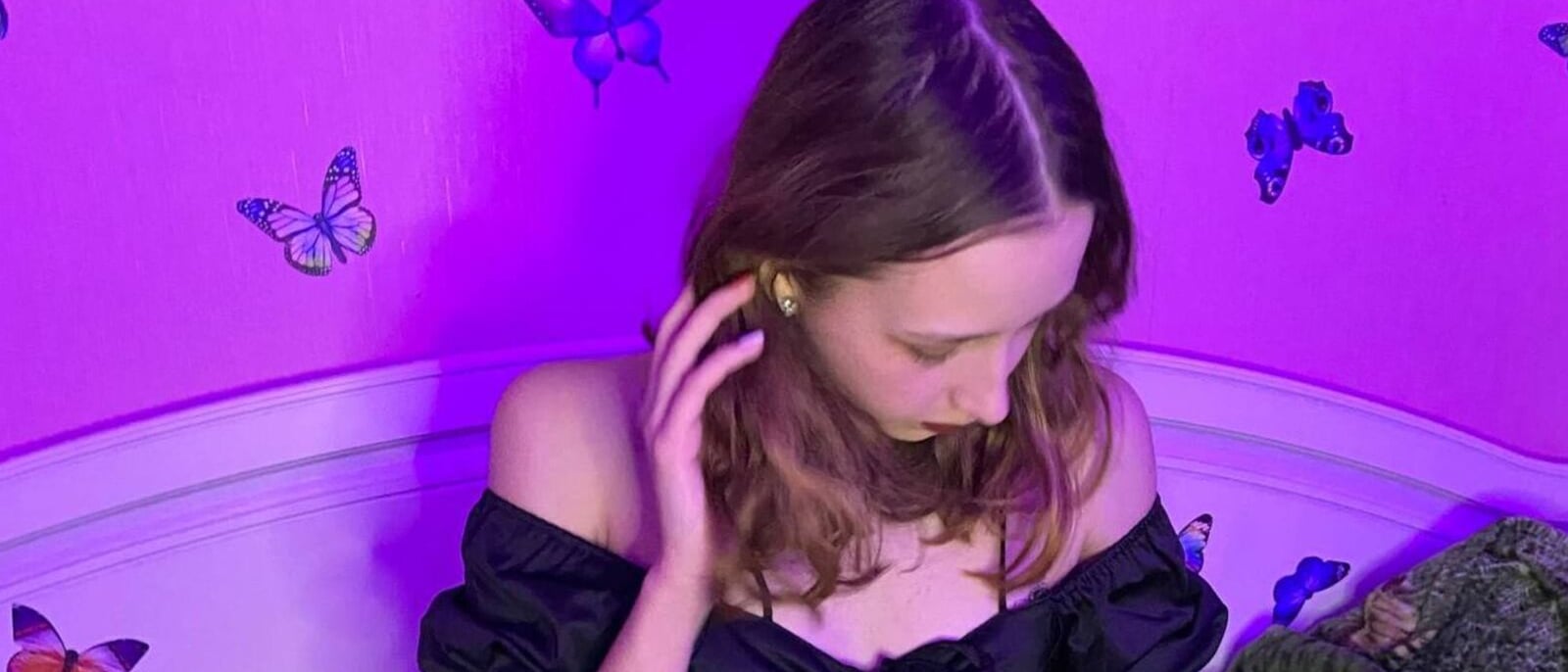 AprilOneli