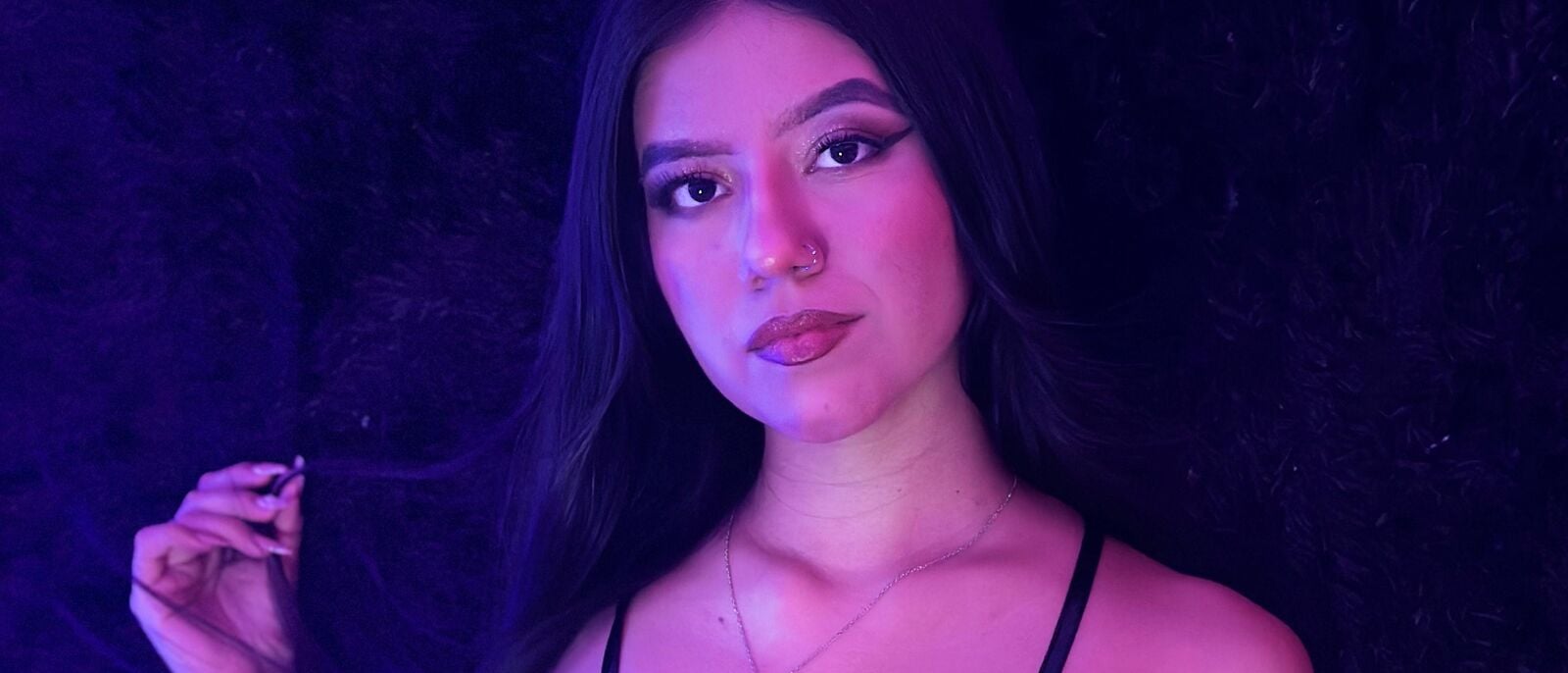AryaNorth Cover-Foto