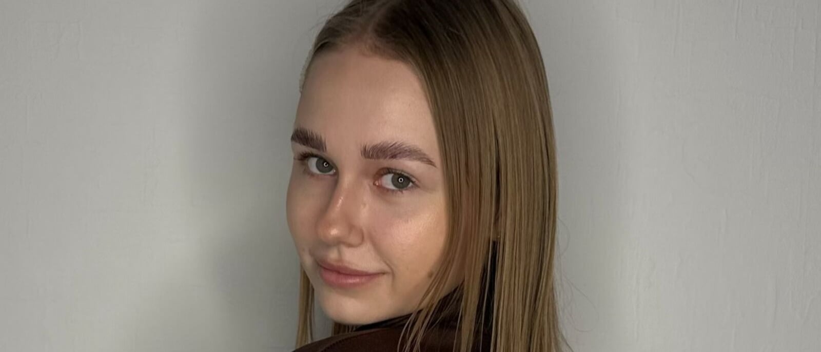 KaylaBradley Cover-Foto