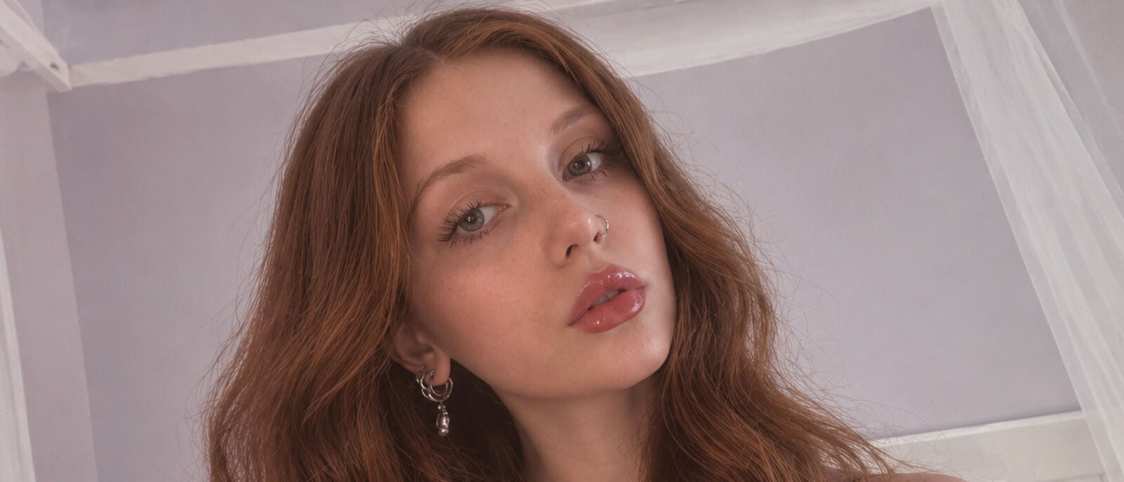 EllieEsmont cover photo