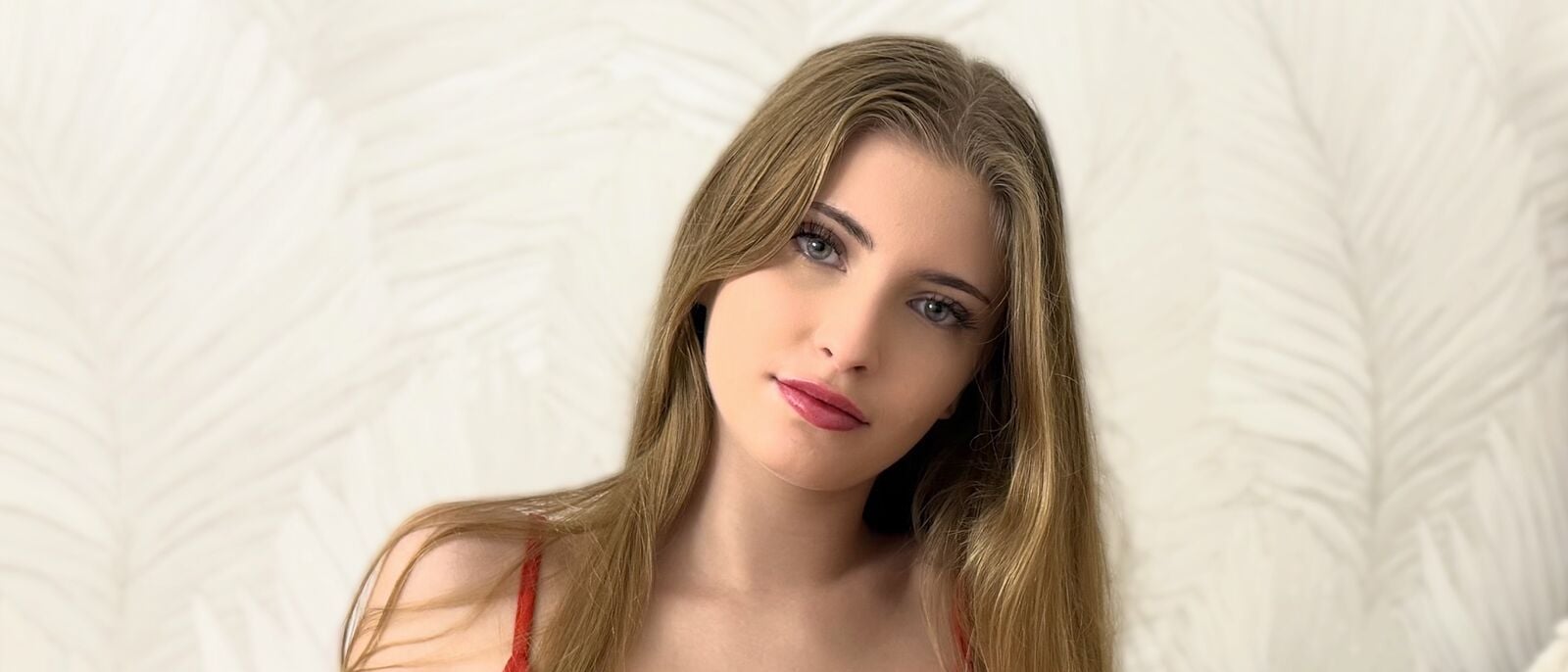 MonicaMelrose foto de portada