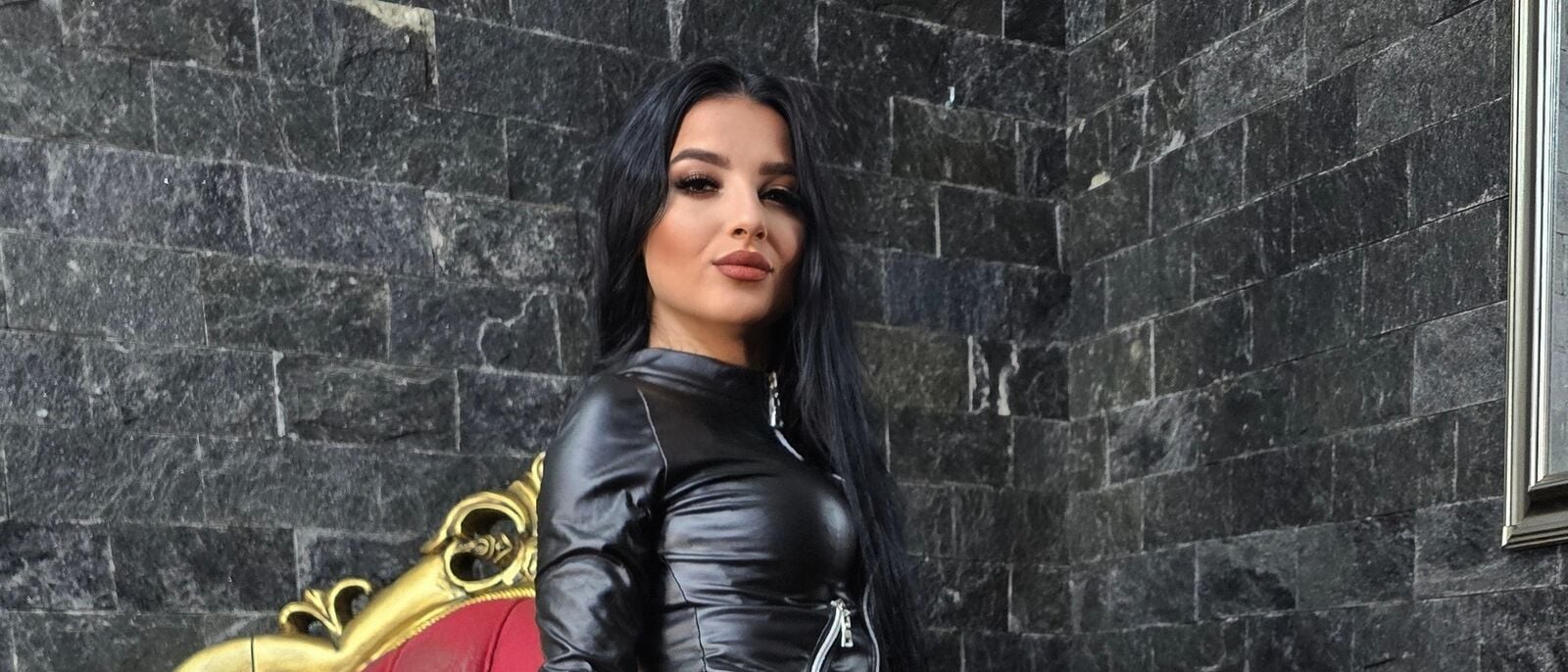 VivianReeve
