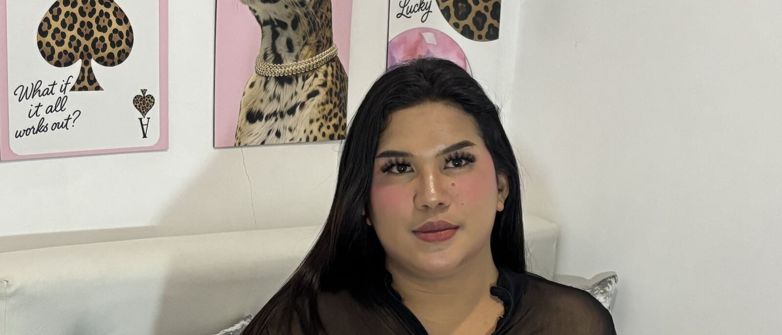LavianaAverya